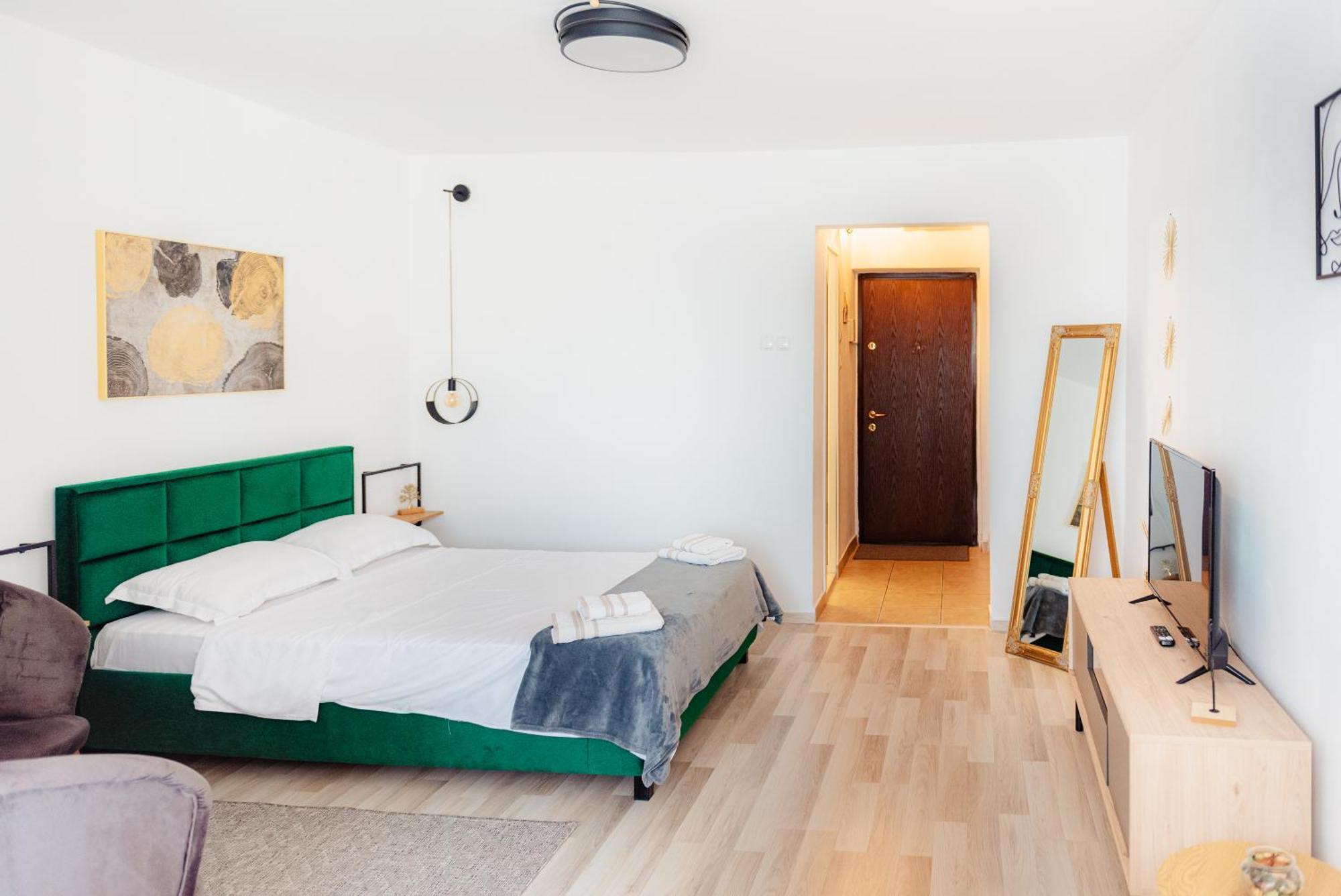 Premium Studio Next To National Arena & Park Бухарест Екстер'єр фото